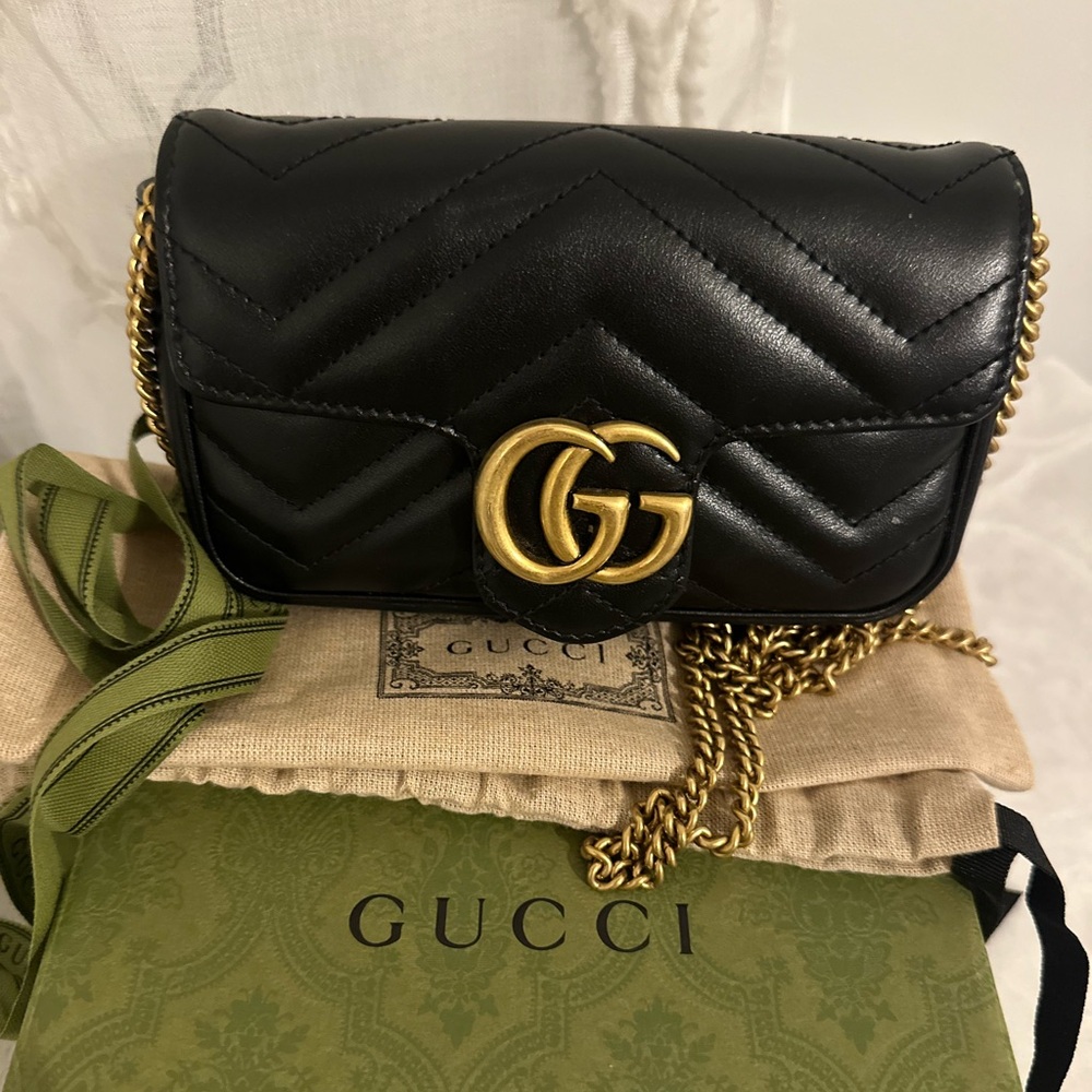 ⭕️sold other site⭕️Gucci MARMONT SUPER MINI BAG